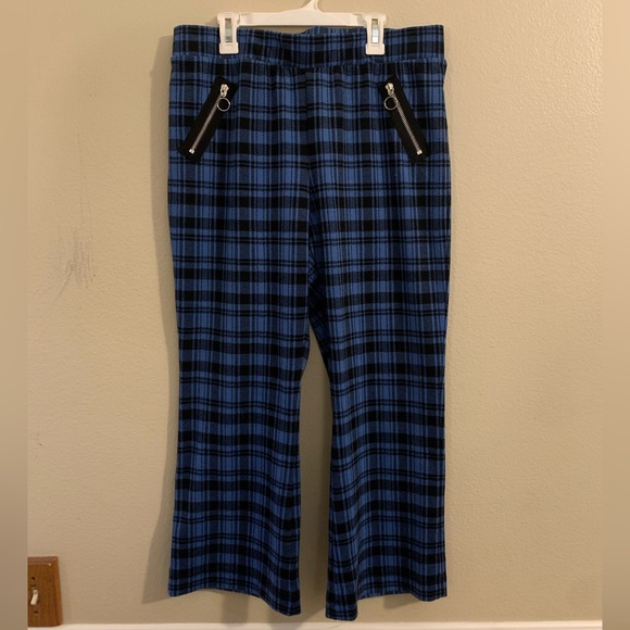 Wild Fable Plaid Pants - Picture 2 of 6
